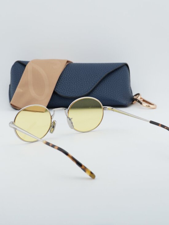 Loewe LW40151U 16J Oval Sunglasses – Silver\\Light Yellow main image 2